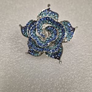 Blue Rhinestone Rose Ring Adjustable Silver‑Tone Floral Statement